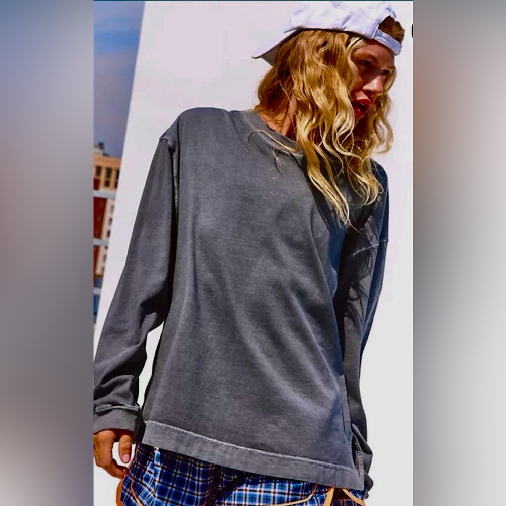 Free People Movement Hustle Layer in Gunmetal NWOT ** read description** - Picture 2 of 7